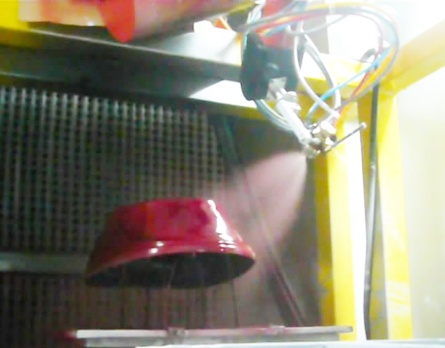 摩托车后备箱机器人喷漆