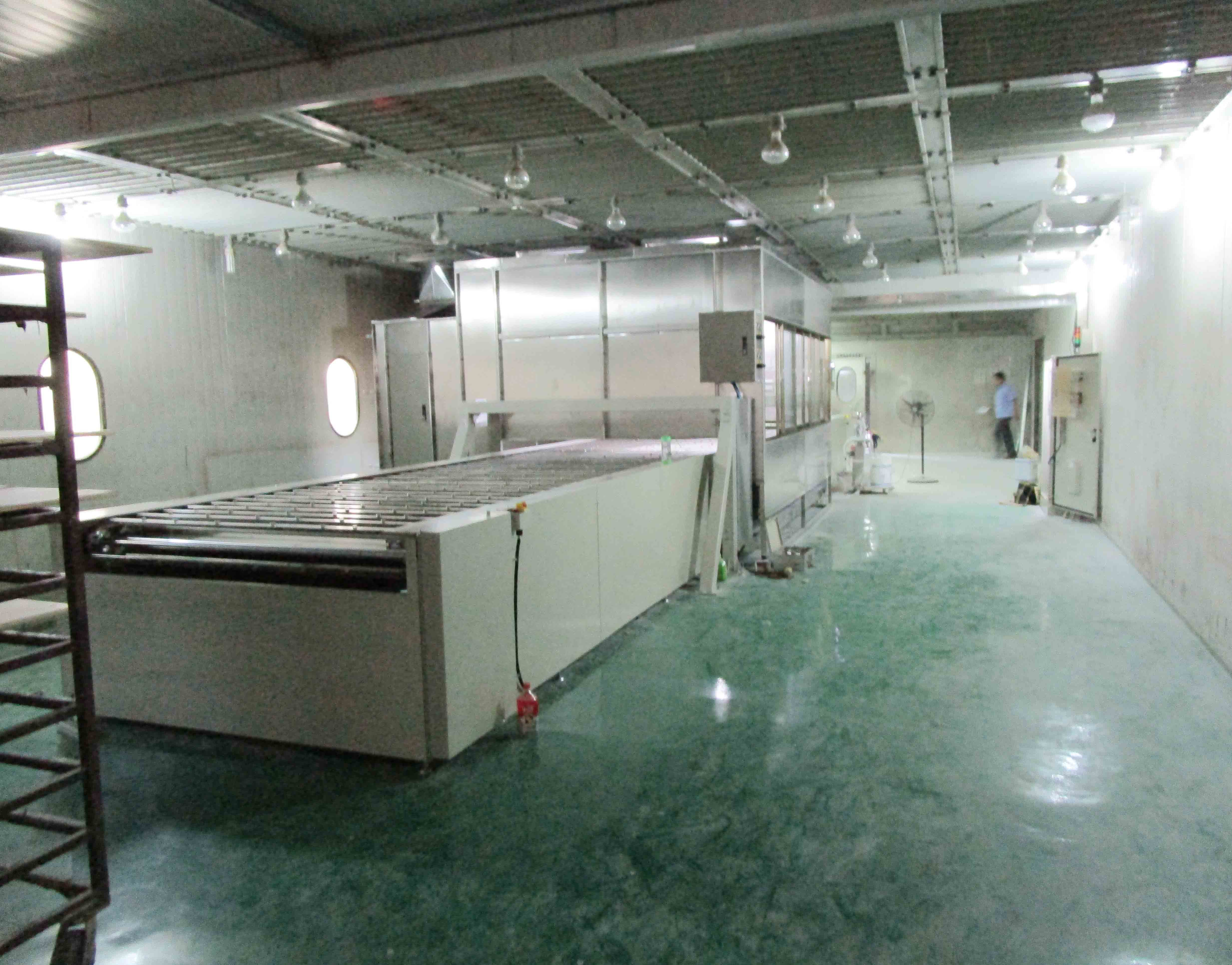 平面往复式自动喷涂线