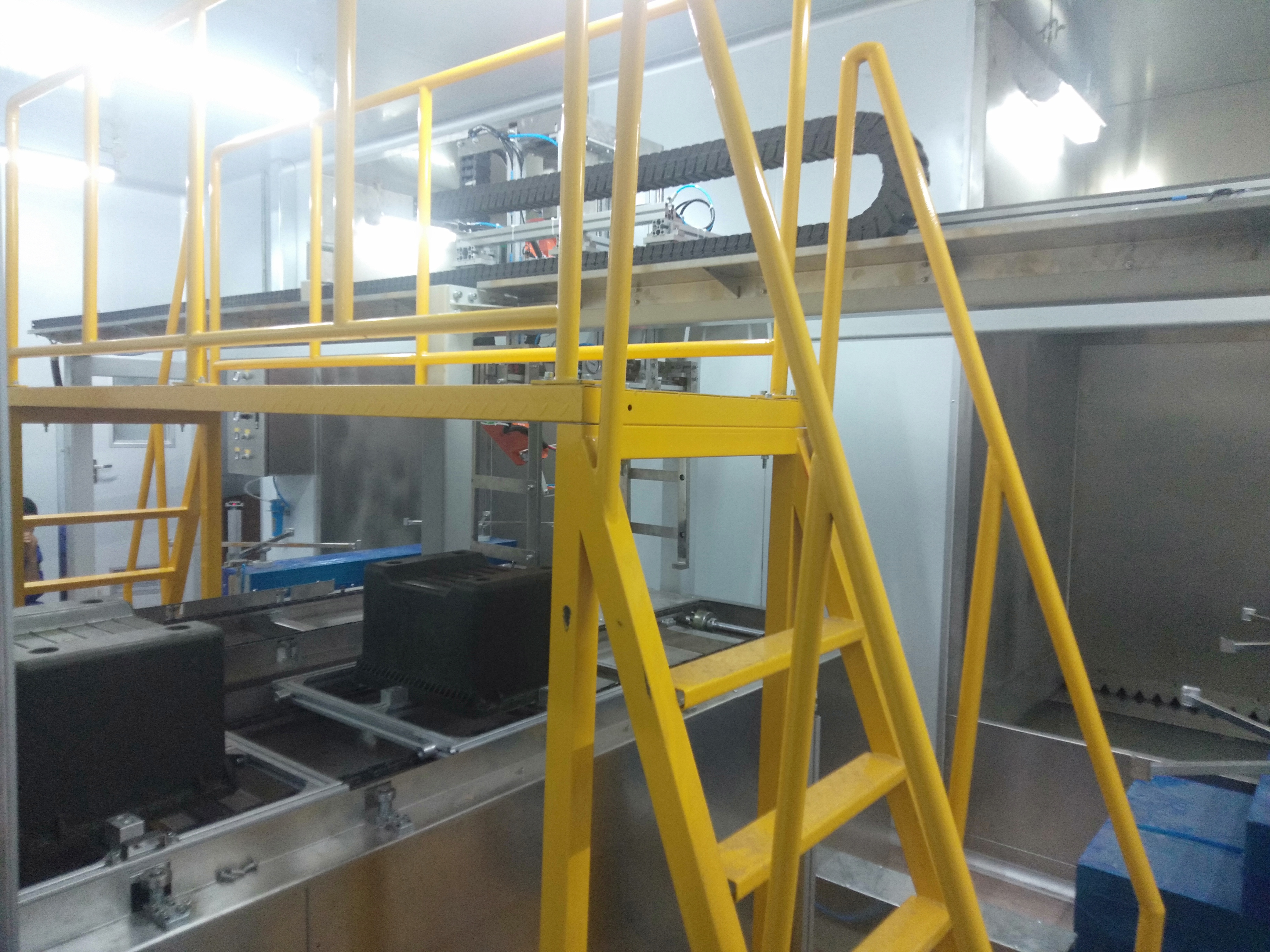 喷涂机器人配套自动上下件机械手